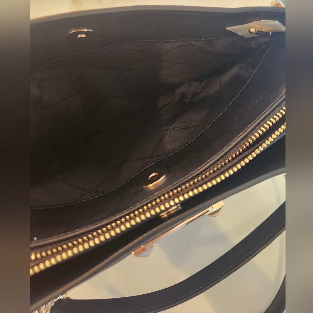 Michael Kors WHITNEY Mdm New With Tags. Stunning Bag! - Picture 12 of 16